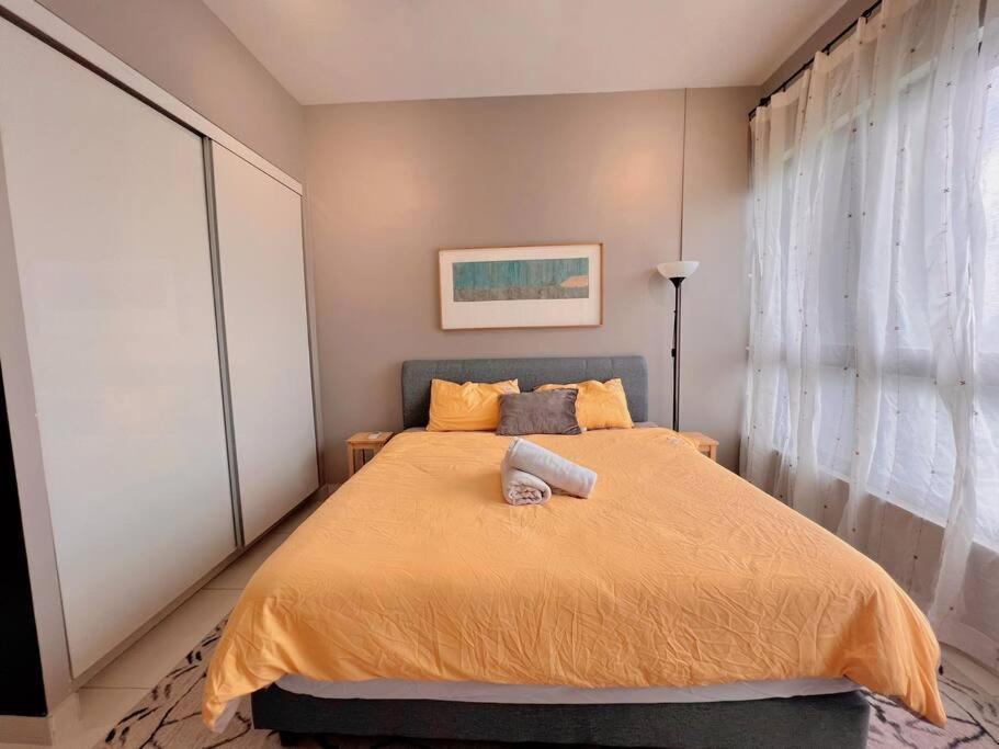 Studio Staycation D'Sara @ Linked Mrt, Near Thomson Hospital & Sungai Buloh Hospital Exterior photo