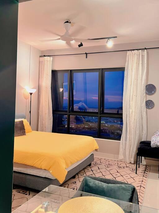 Studio Staycation D'Sara @ Linked Mrt, Near Thomson Hospital & Sungai Buloh Hospital Exterior photo