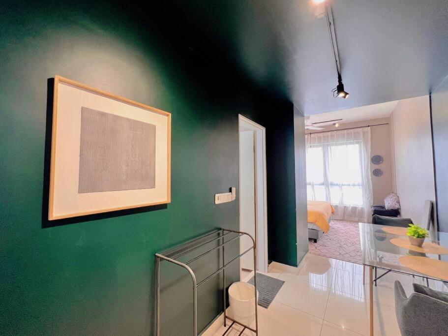 Studio Staycation D'Sara @ Linked Mrt, Near Thomson Hospital & Sungai Buloh Hospital Exterior photo