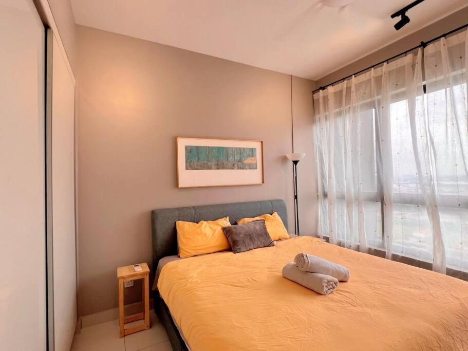 Studio Staycation D'Sara @ Linked Mrt, Near Thomson Hospital & Sungai Buloh Hospital Exterior photo